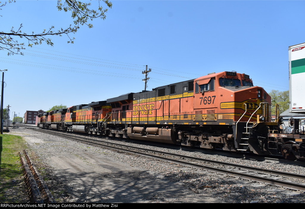 BNSF 6929 4076 4668 7697